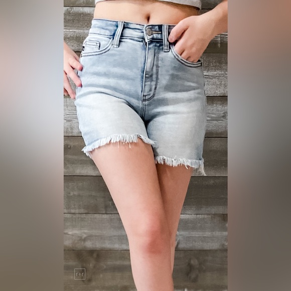 Judy Blue 2 Button Denim Dad Shorts (S-3X) main image 1